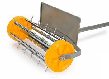 POWERMAT Ruční provzdušňovač trávníku s kolečky PM-AR-34T