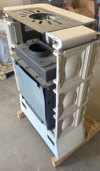 HAAS+SOHN kachlová kamna TREVISO II - černá, kachle slonová kost (II. Jakost)