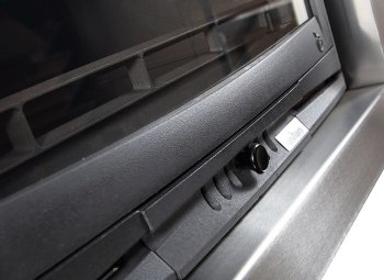 Dekorativní rám Uniflam 700 nerez