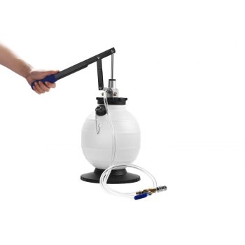 Kraft&Dele KD12500 Ruční olejové čerpadlo 7,5L s adaptéry