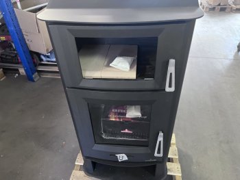 BRONPI krbová kamna TUDELA s troubou (II. Jakost)